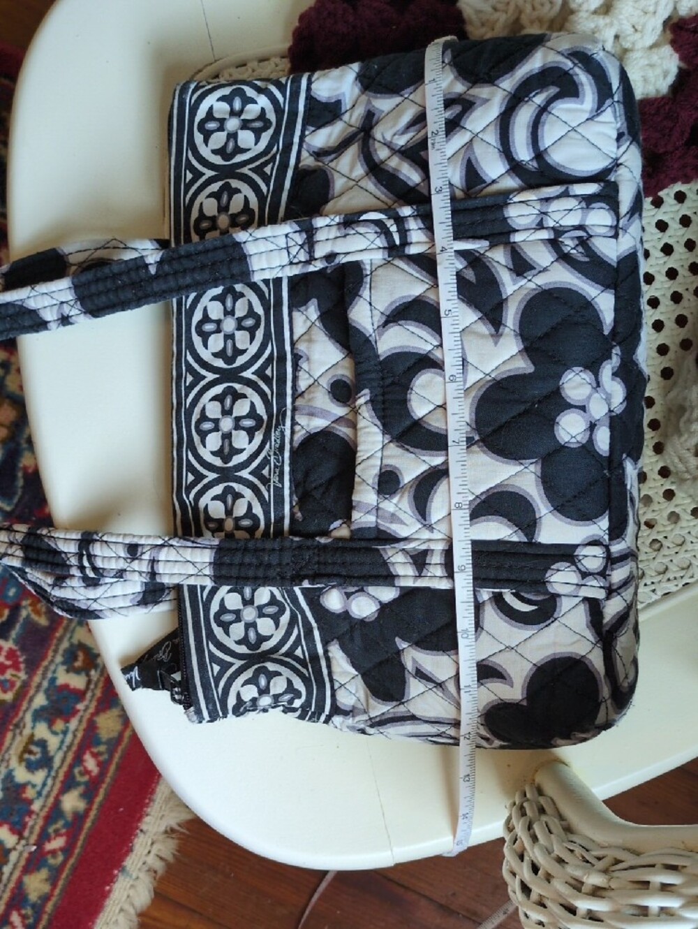 Black & White Quilted Floral Pattern Tote Bag - Picture 7 of 9